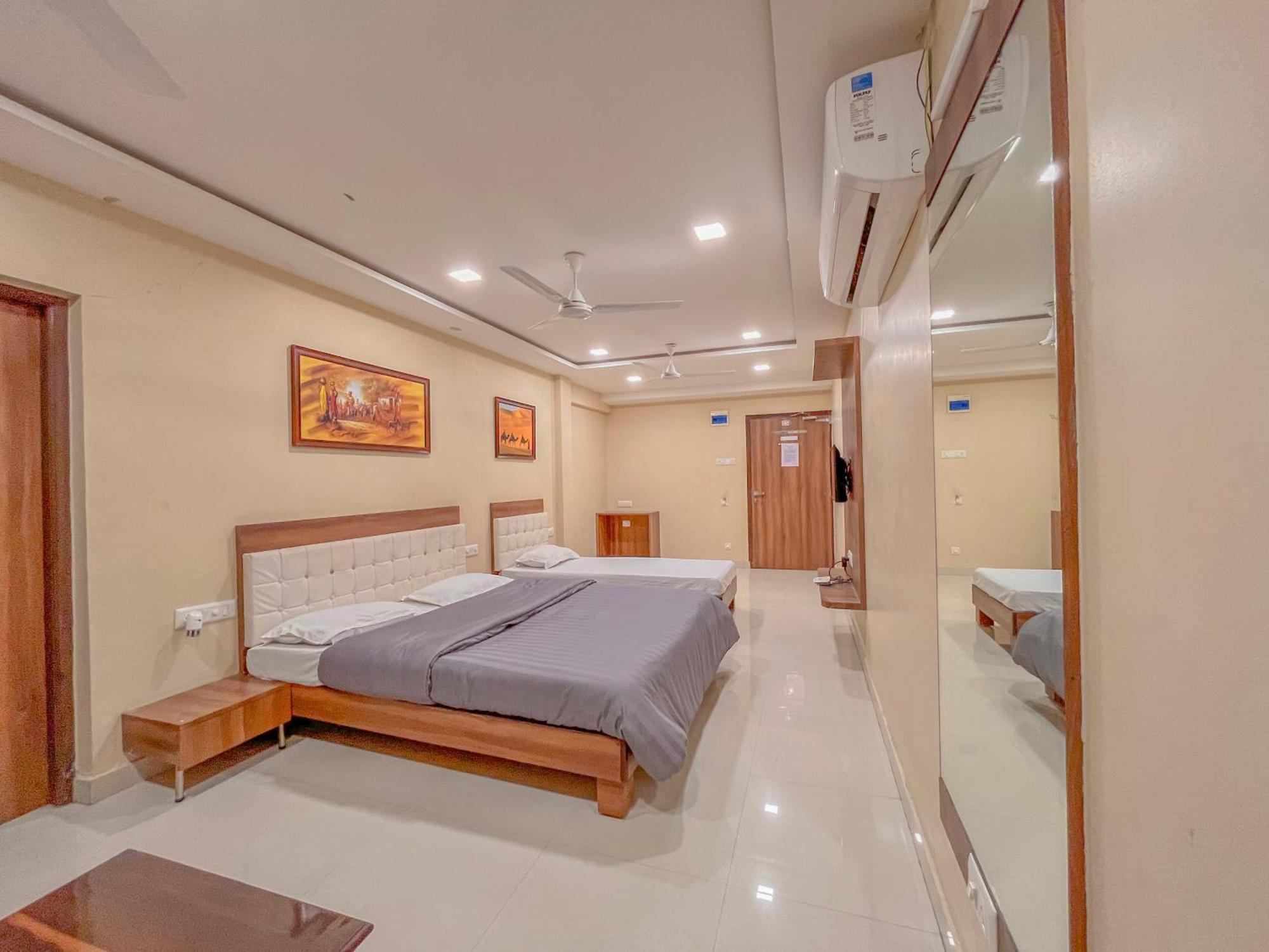 Stayguru Park View Residency Bhuj Luaran gambar