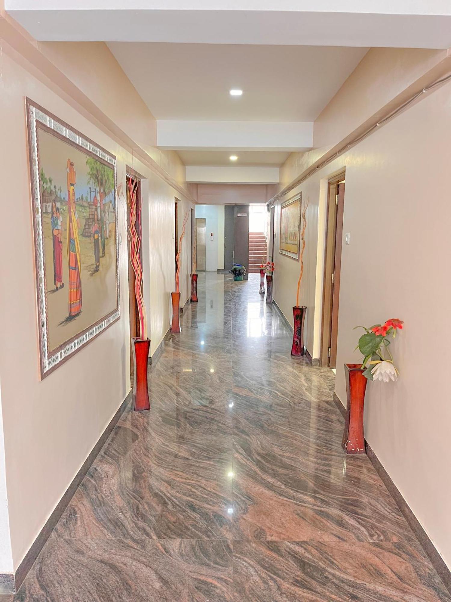 Stayguru Park View Residency Bhuj Luaran gambar