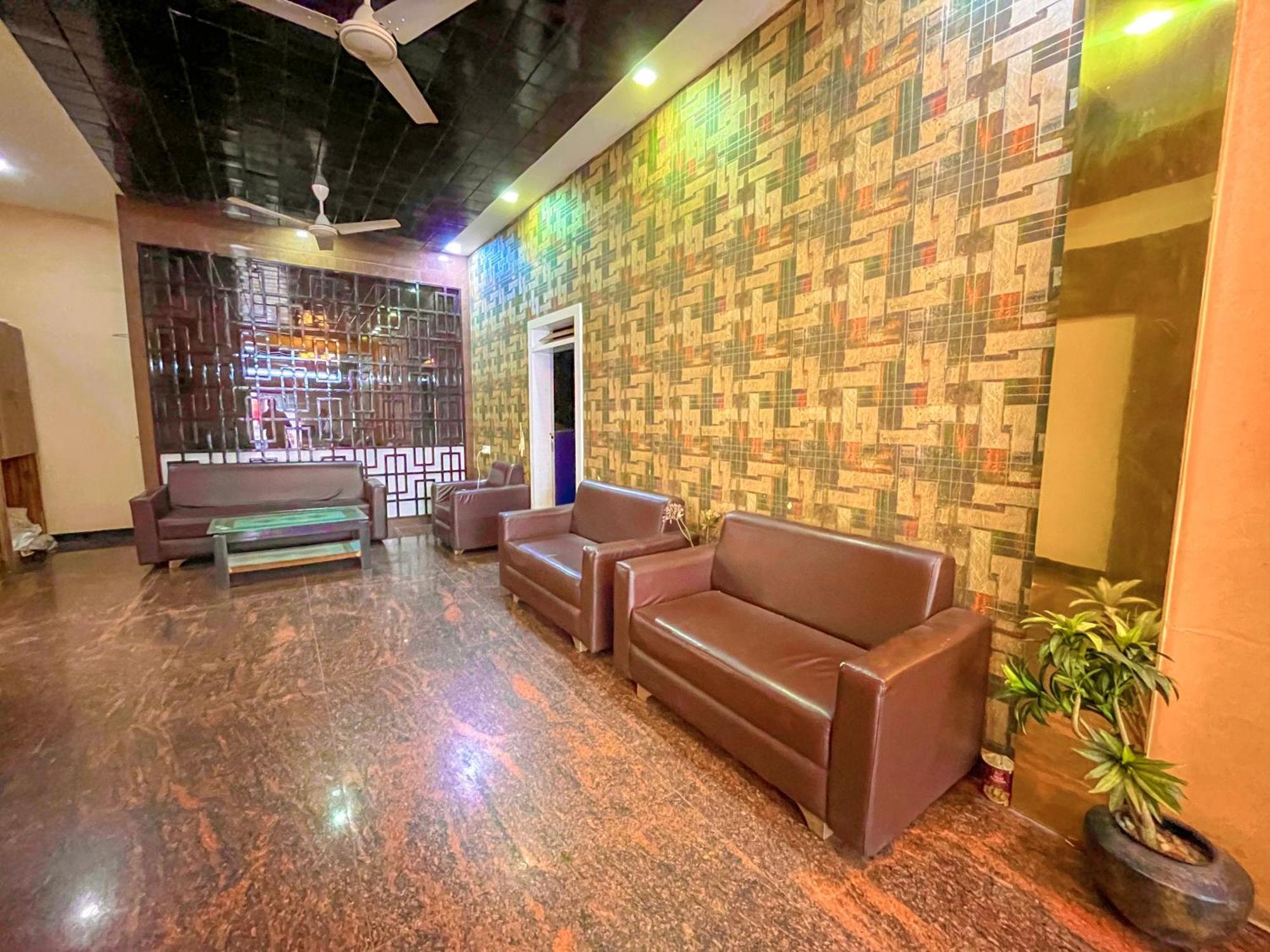 Stayguru Park View Residency Bhuj Luaran gambar