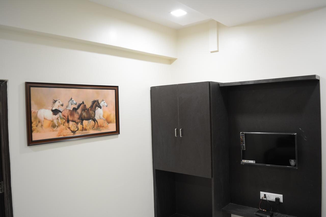 Stayguru Park View Residency Bhuj Luaran gambar